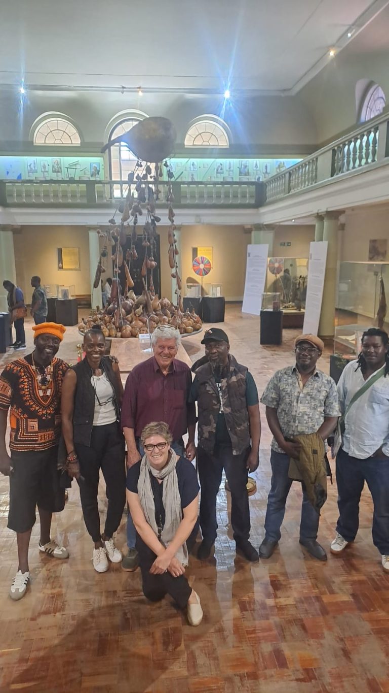 Arco, Ponte, Bilancia, Arcobaleno di Pace e Lavoro - Tommaso Cascella - IIC Nairobi