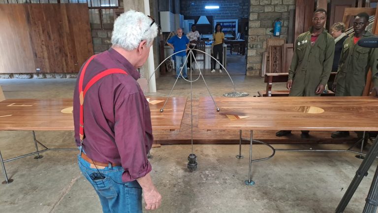 Arco, Ponte, Bilancia, Arcobaleno di Pace e Lavoro - Tommaso Cascella - IIC Nairobi