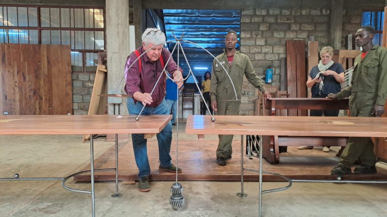 Arco, Ponte, Bilancia, Arcobaleno di Pace e Lavoro - Tommaso Cascella - IIC Nairobi